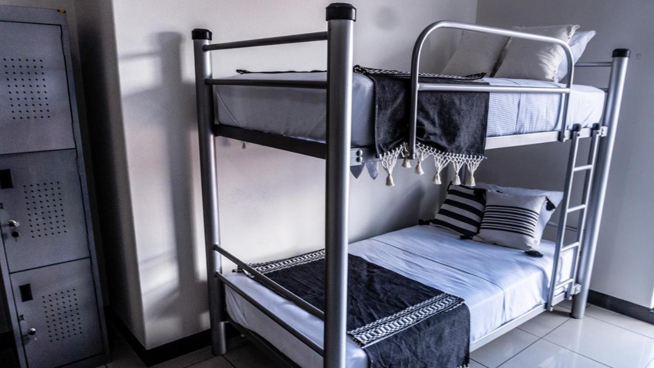 Esencia Hostal Terminal Oaxaca Экстерьер фото